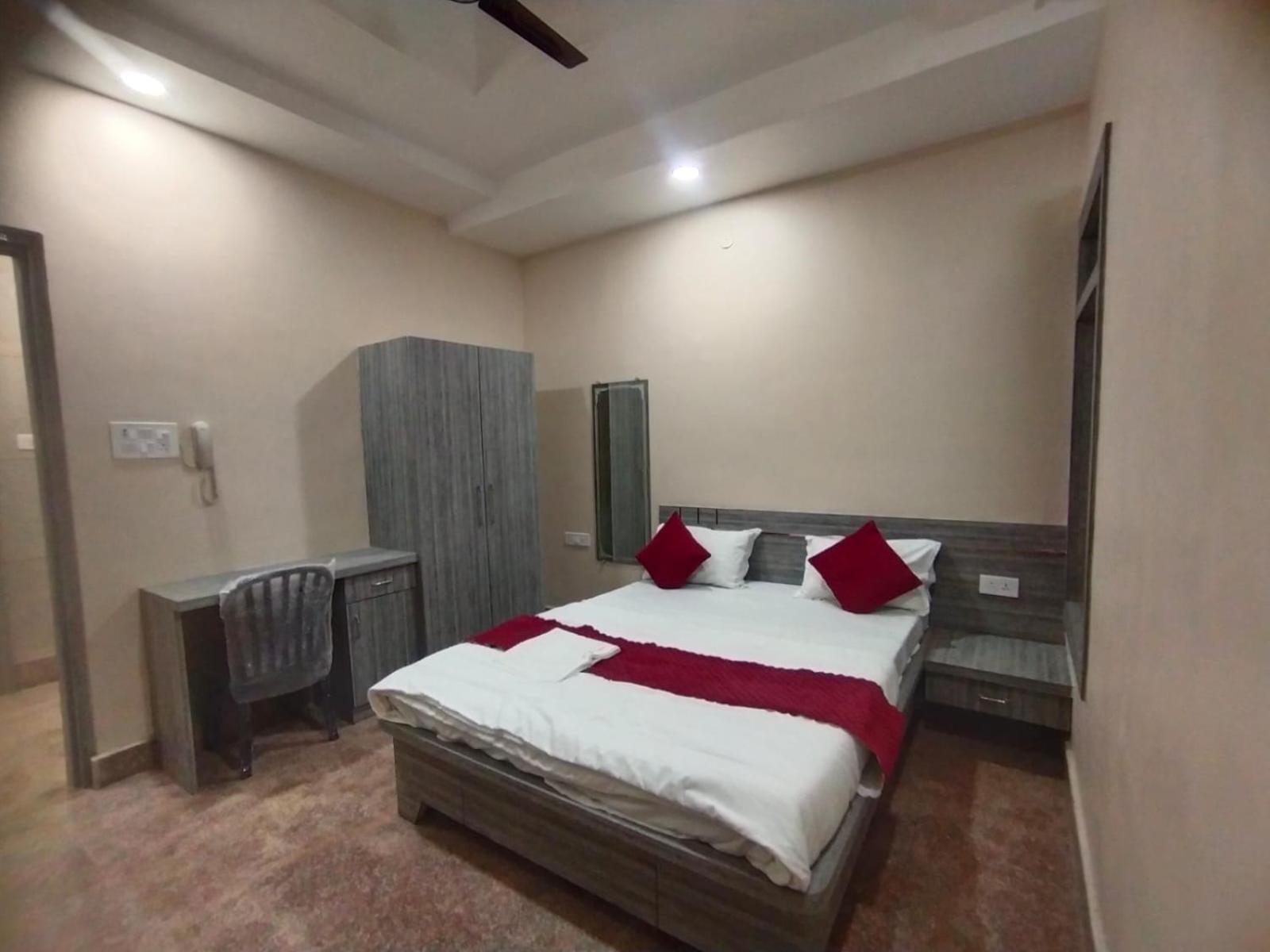 Hotel Utsav Palace Kanpur Ngoại thất bức ảnh
