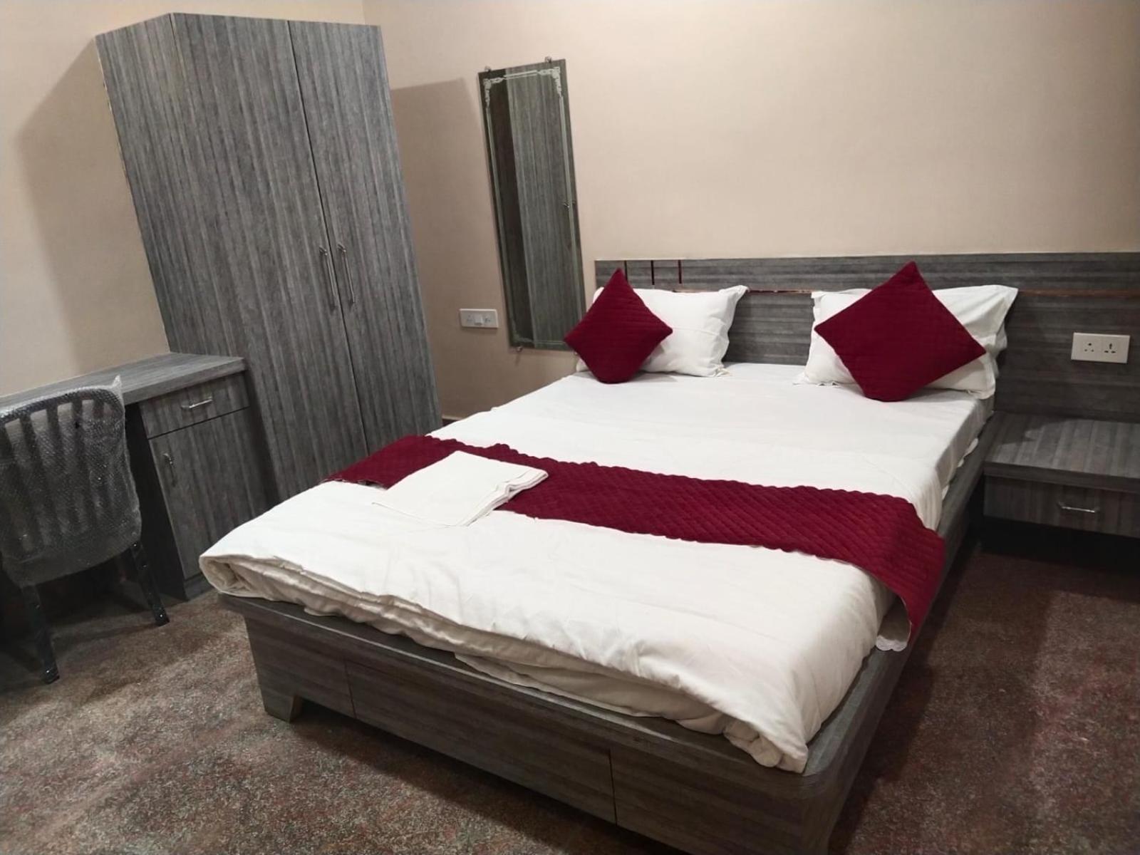 Hotel Utsav Palace Kanpur Ngoại thất bức ảnh