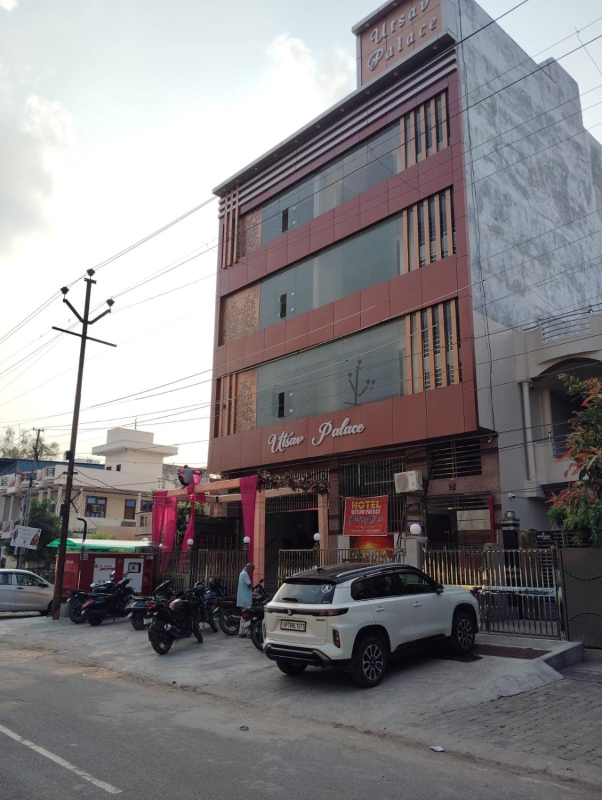 Hotel Utsav Palace Kanpur Ngoại thất bức ảnh